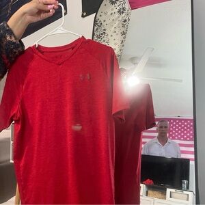 Under Armour Men's Vibrant Red Short Sleeve Tee